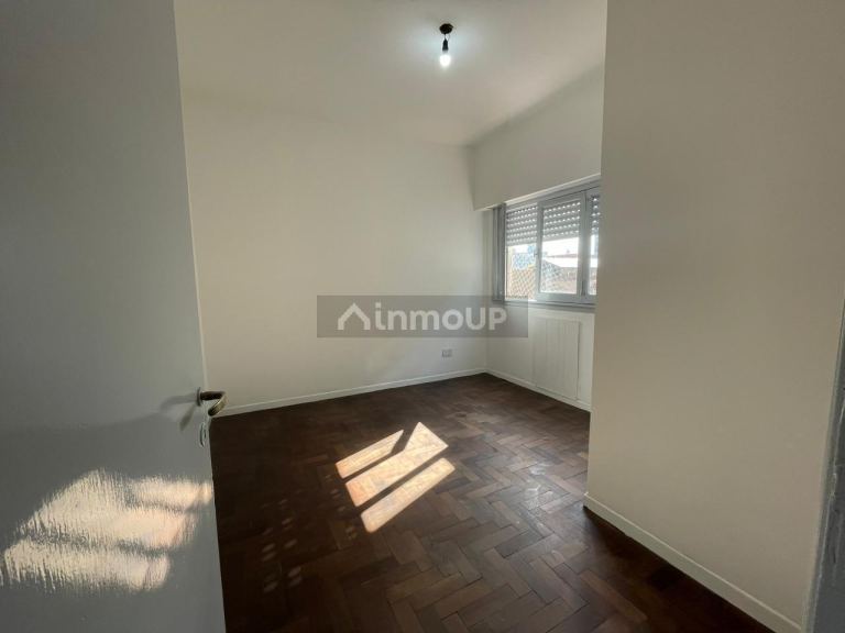 Departamento en Venta en Moron, G.B.A. Zona Oeste