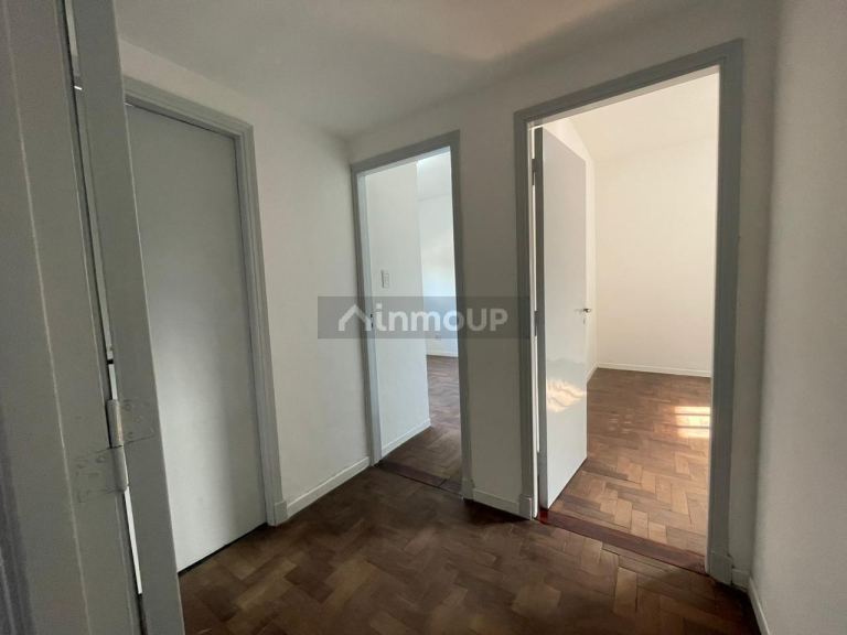 Departamento en Venta en Moron, G.B.A. Zona Oeste