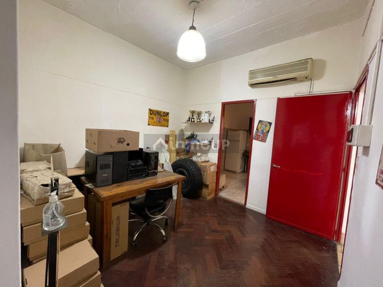 Edificio en Venta en Parque Patricios, Capital Federal