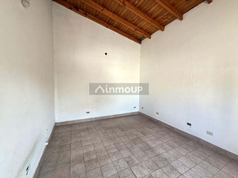 P H en Venta en Tres de Febrero, G.B.A. Zona Oeste