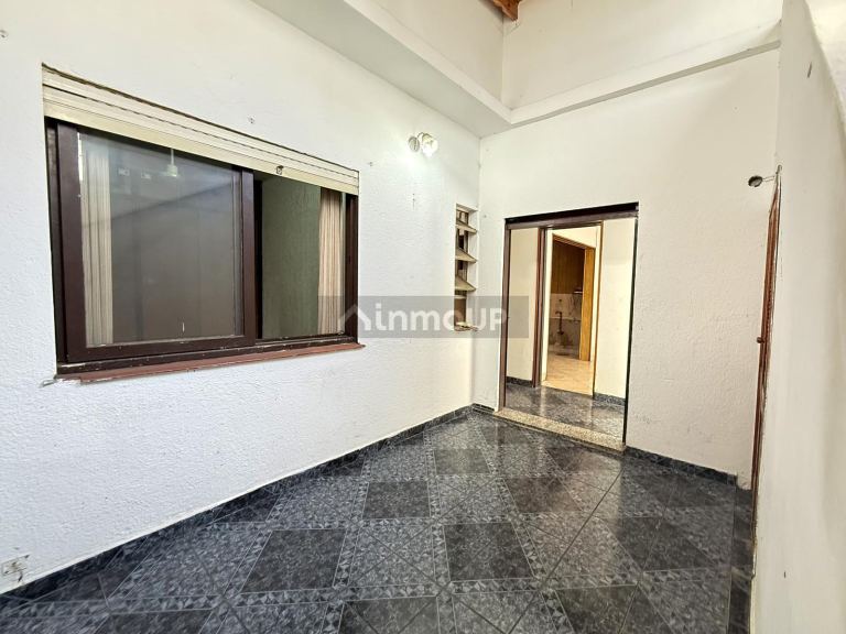 P H en Venta en Tres de Febrero, G.B.A. Zona Oeste