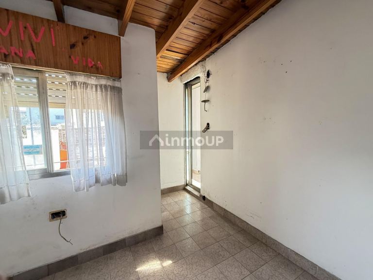 P H en Venta en Tres de Febrero, G.B.A. Zona Oeste