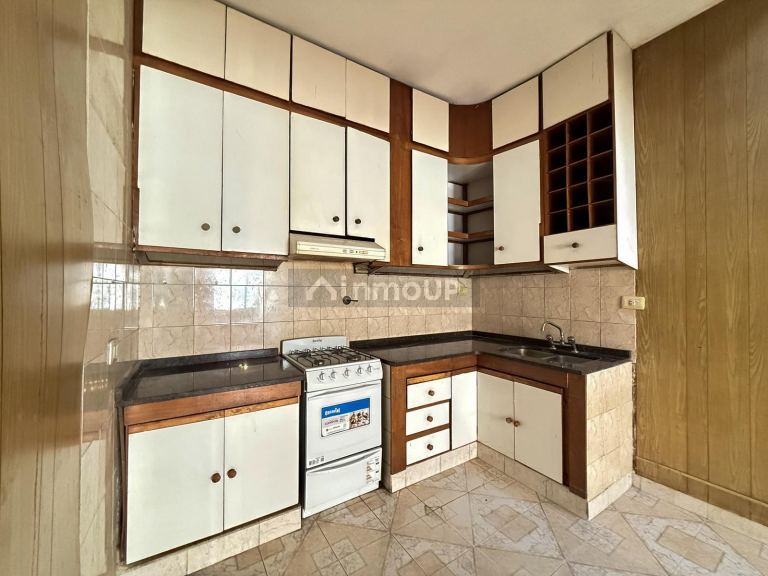 P H en Venta en Tres de Febrero, G.B.A. Zona Oeste