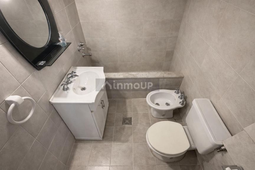 P H en Venta en Tres de Febrero, G.B.A. Zona Oeste