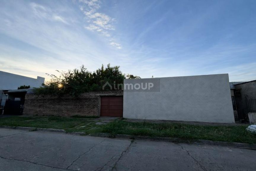 Casa en Venta en Moron, G.B.A. Zona Oeste