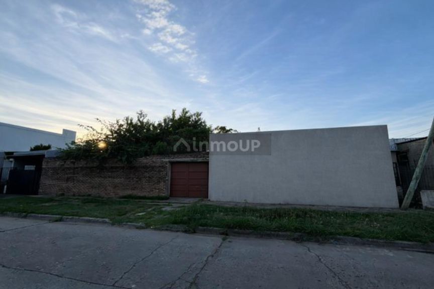 Casa en Venta en Moron, G.B.A. Zona Oeste