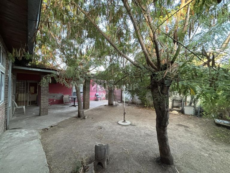 Casa en Venta en Moron, G.B.A. Zona Oeste