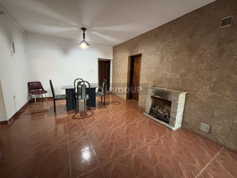 Casa en Venta en Moron, G.B.A. Zona Oeste