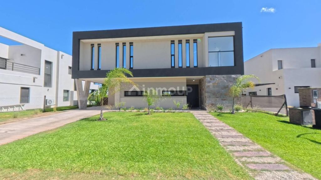 Casa en Venta en Tigre, G.B.A. Zona Norte