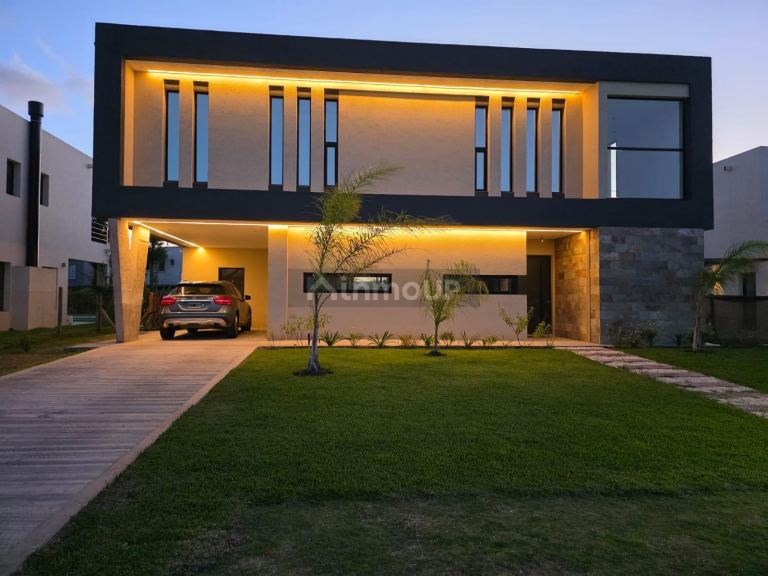 Casa en Venta en Tigre, G.B.A. Zona Norte