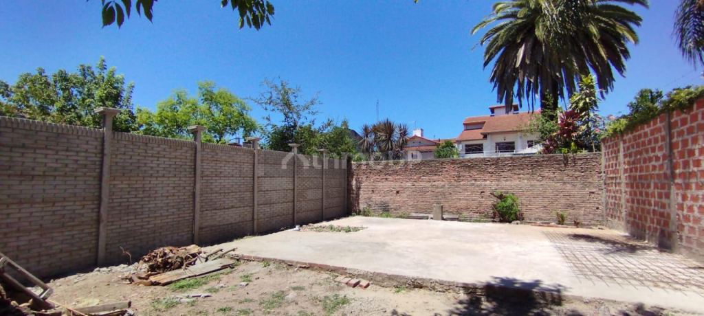 Terreno en Venta en Moron, G.B.A. Zona Oeste