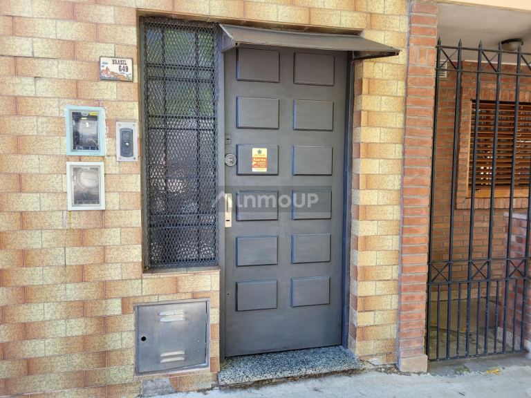 P H en Venta en Avellaneda, G.B.A. Zona Sur