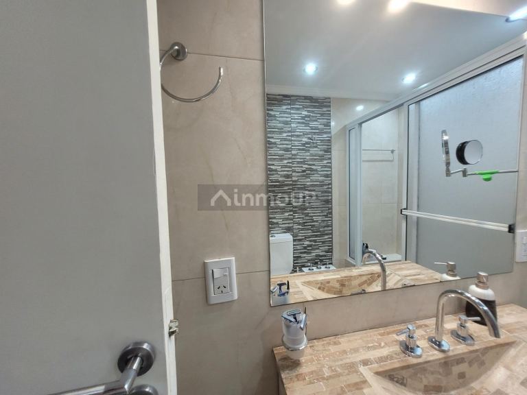 P H en Venta en Avellaneda, G.B.A. Zona Sur