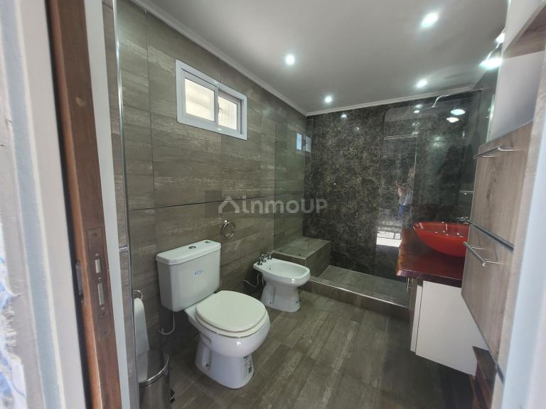 P H en Venta en Avellaneda, G.B.A. Zona Sur