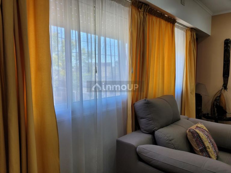 P H en Venta en Avellaneda, G.B.A. Zona Sur