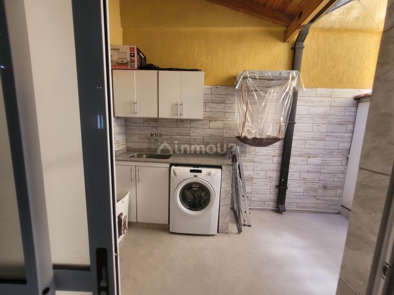 P H en Venta en Avellaneda, G.B.A. Zona Sur