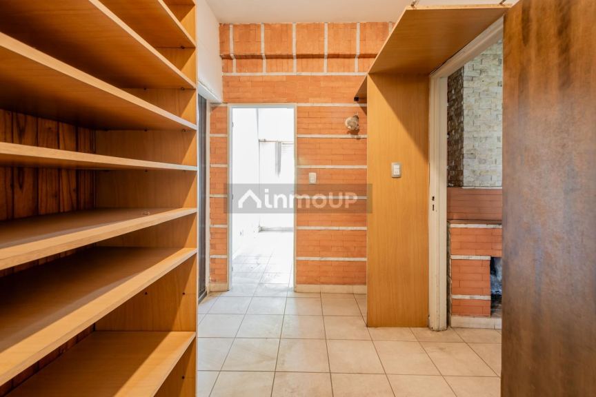 Casa en Venta en Tres de Febrero, G.B.A. Zona Oeste