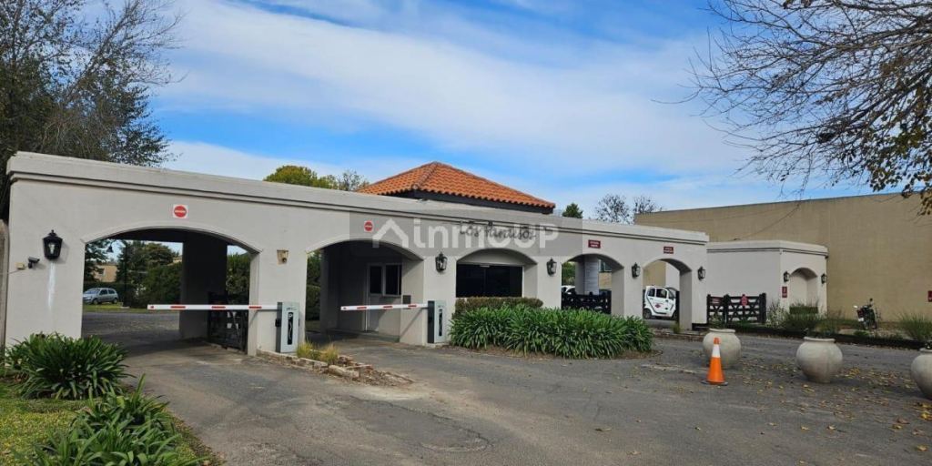 Casa en Venta en Exaltacion de la Cruz, G.B.A. Zona Norte