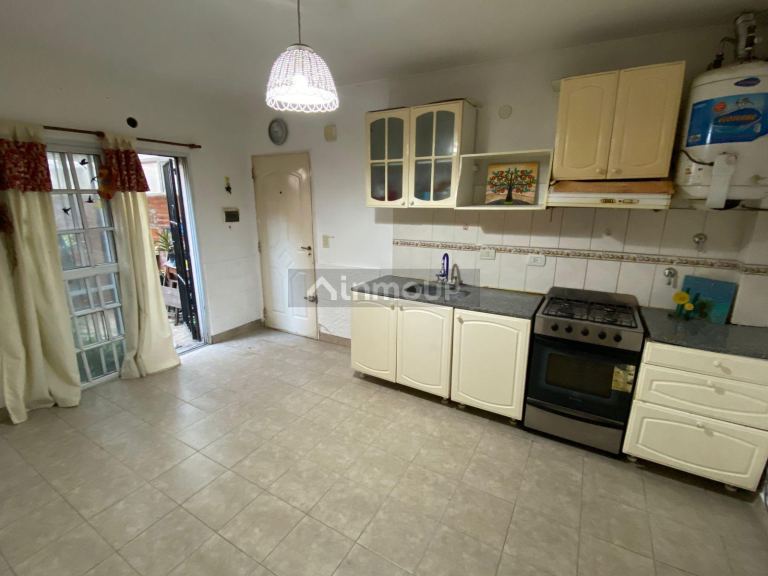 P H en Venta en La Matanza, G.B.A. Zona Oeste