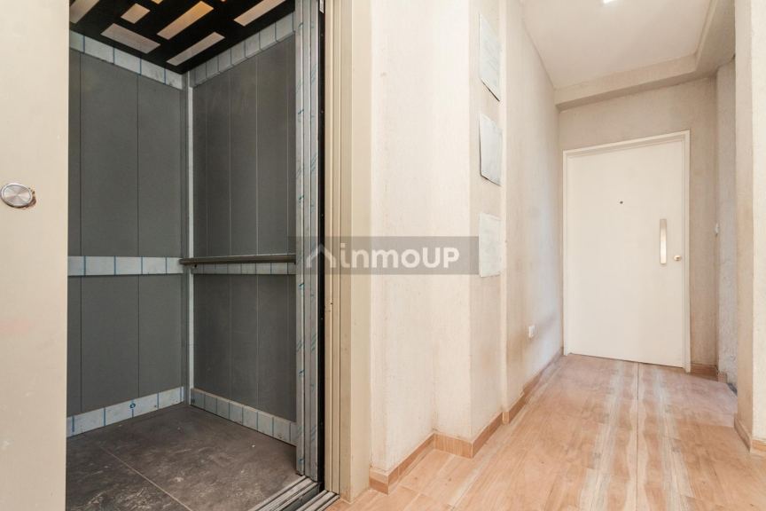 Departamento en Venta en Lomas de Zamora, G.B.A. Zona Sur
