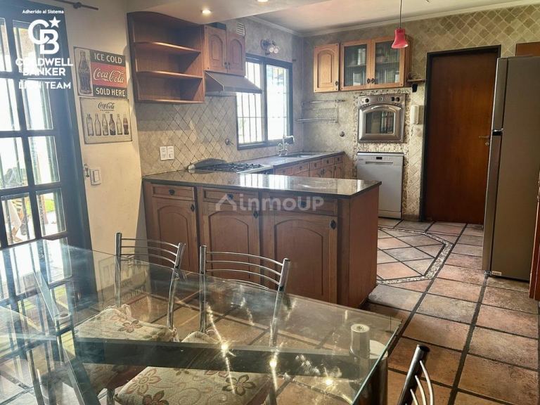 Casa en Venta en Moron, G.B.A. Zona Oeste