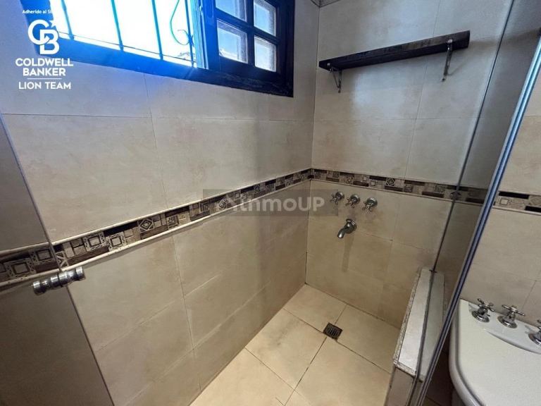 Casa en Venta en Moron, G.B.A. Zona Oeste