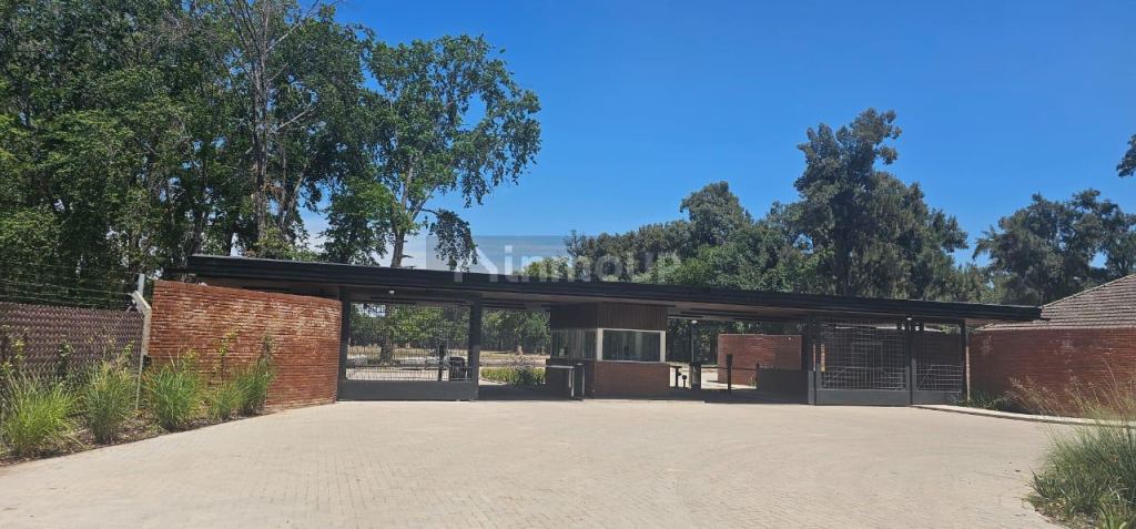 Terreno en Venta en Moron, G.B.A. Zona Oeste