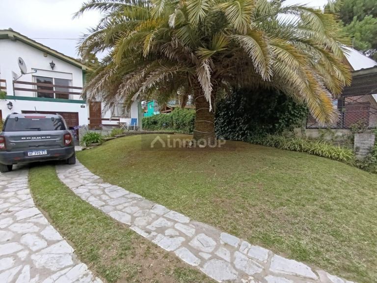 Casa en Venta en Villa Gesell, Buenos Aires Costa Atlantica