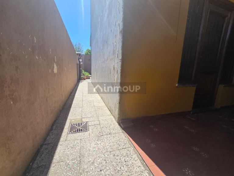P H en Venta en General San Martin, G.B.A. Zona Norte