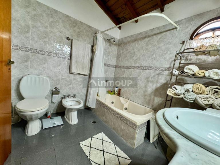 Casa en Venta en Hurlingham, G.B.A. Zona Oeste