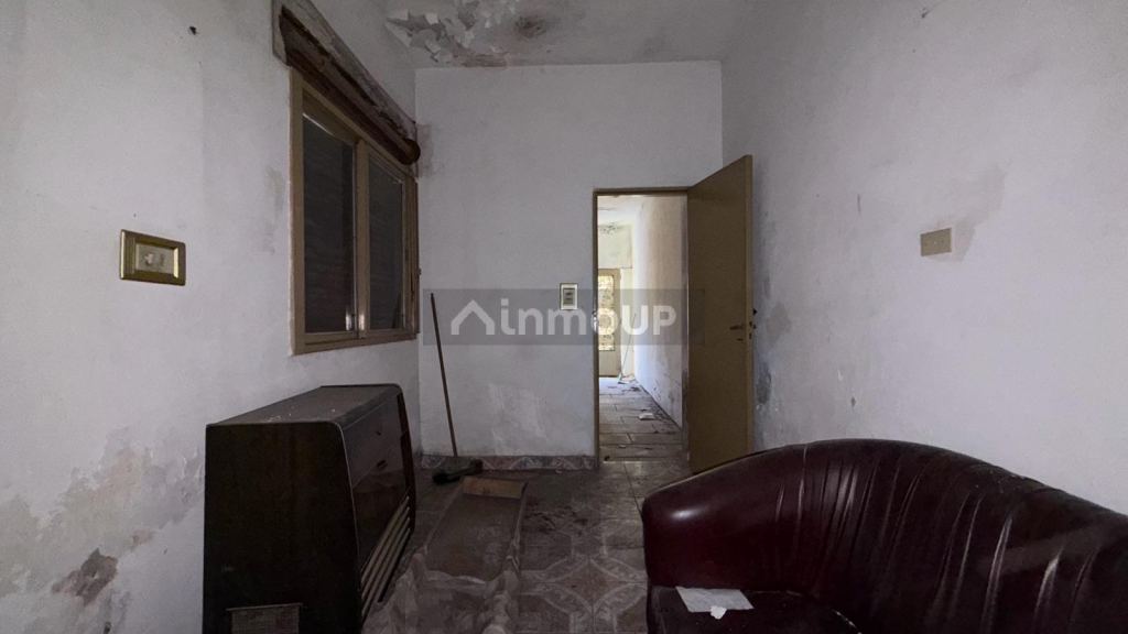 Casa en Venta en Moron, G.B.A. Zona Oeste