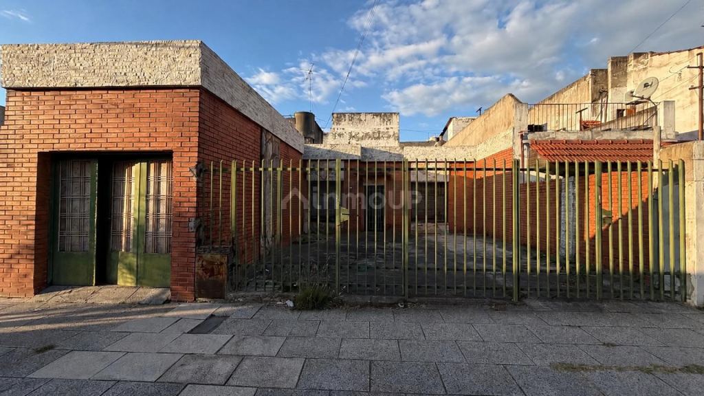 Casa en Venta en Moron, G.B.A. Zona Oeste