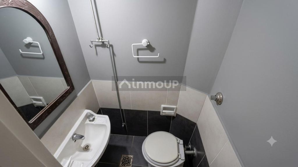 Local Comercial en Alquiler en Recoleta, Capital Federal