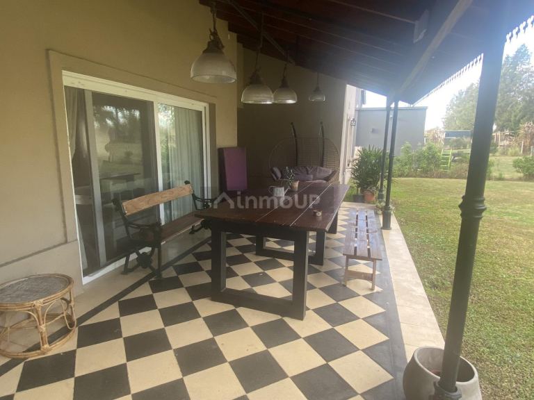 Casa en Alquiler en Escobar, G.B.A. Zona Norte