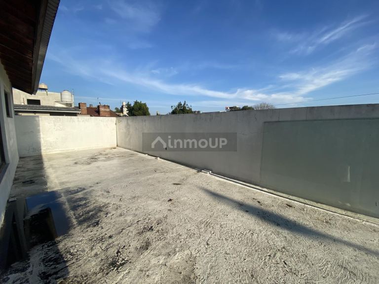 P H en Venta en La Matanza, G.B.A. Zona Oeste