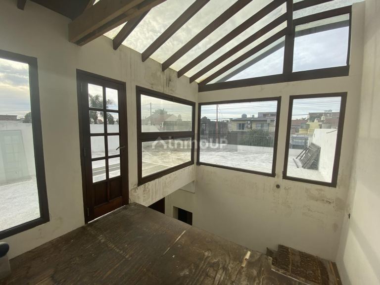 P H en Venta en La Matanza, G.B.A. Zona Oeste