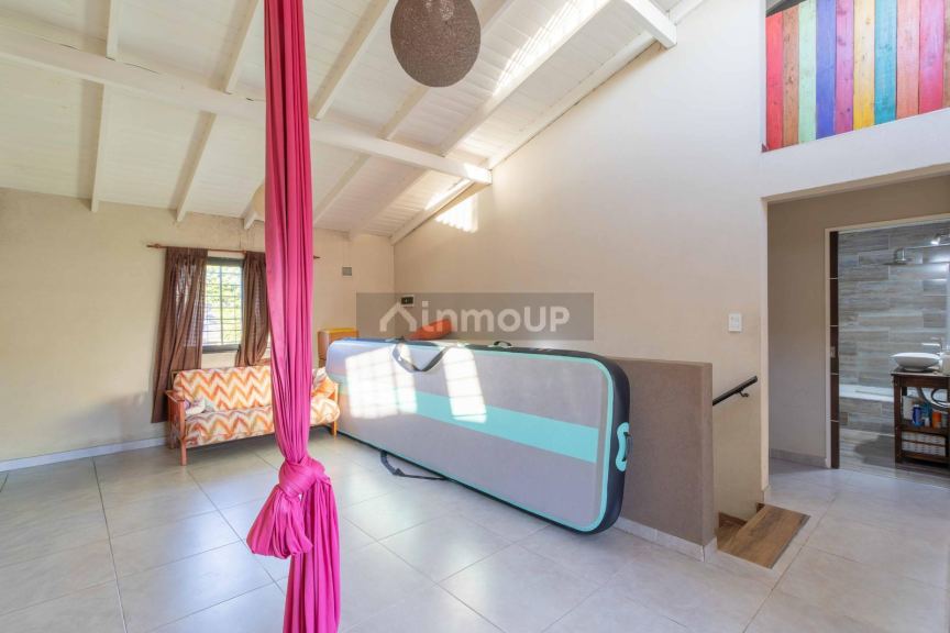 Casa en Venta en General San Martin, G.B.A. Zona Norte