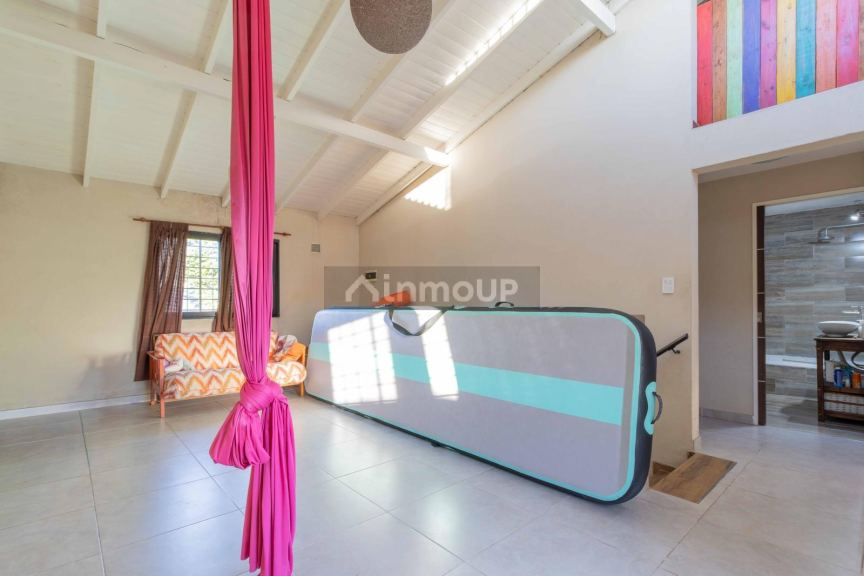 Casa en Venta en General San Martin, G.B.A. Zona Norte