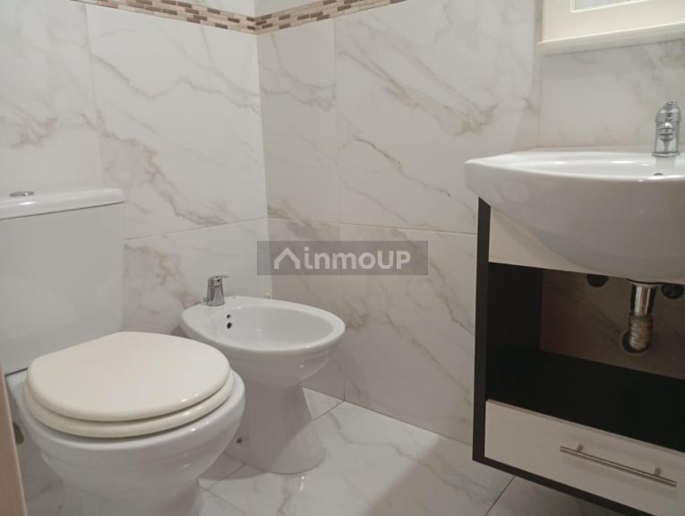 Casa en Venta en Moron, G.B.A. Zona Oeste