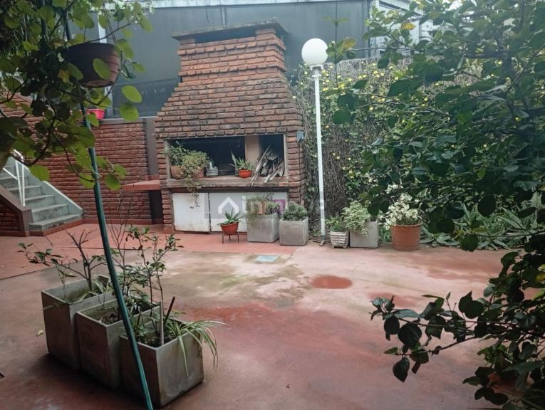 Casa en Venta en Moron, G.B.A. Zona Oeste