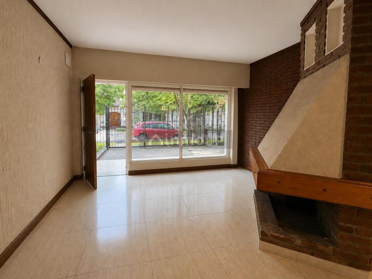 Casa en Venta en Moron, G.B.A. Zona Oeste
