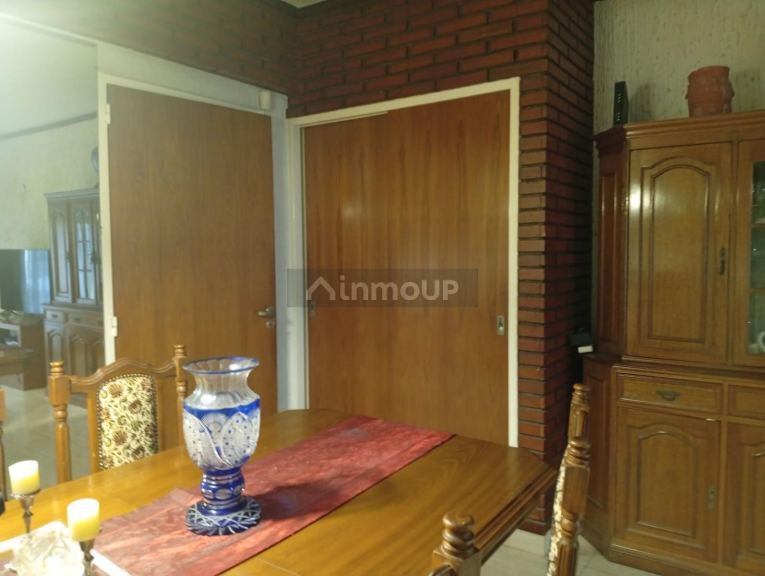 Casa en Venta en Moron, G.B.A. Zona Oeste