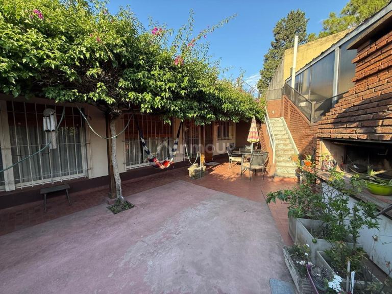 Casa en Venta en Moron, G.B.A. Zona Oeste