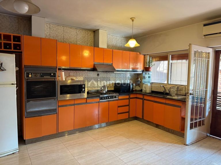 Casa en Venta en Moron, G.B.A. Zona Oeste