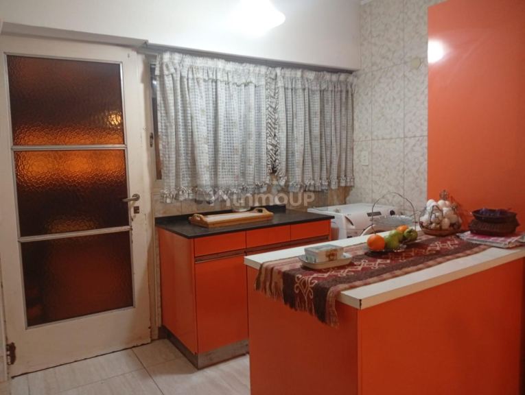 Casa en Venta en Moron, G.B.A. Zona Oeste