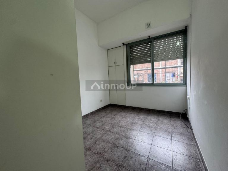 Departamento en Alquiler en Moron, G.B.A. Zona Oeste