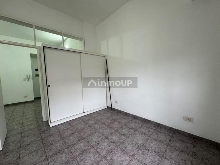 Departamento en Alquiler en Moron, G.B.A. Zona Oeste