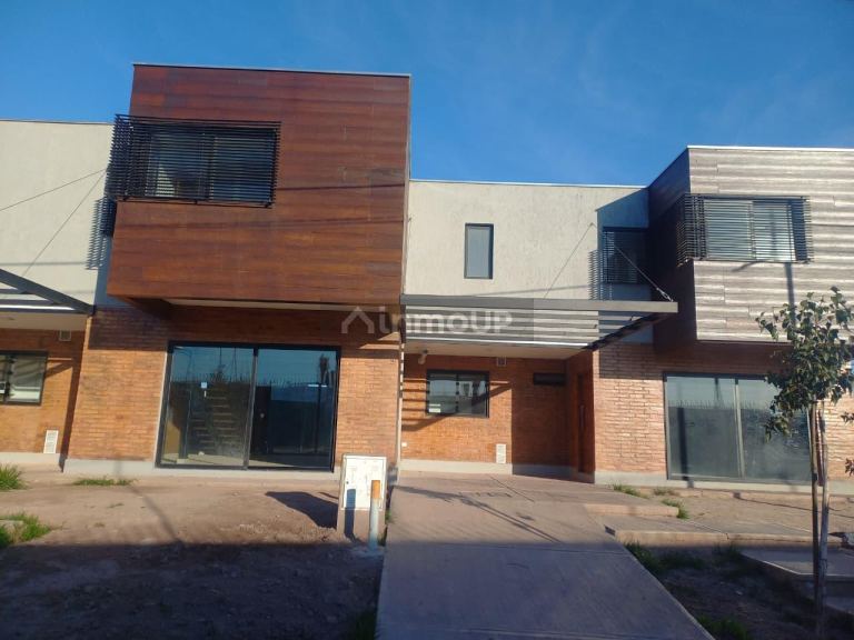 Duplex en Venta en Maipu, Mendoza