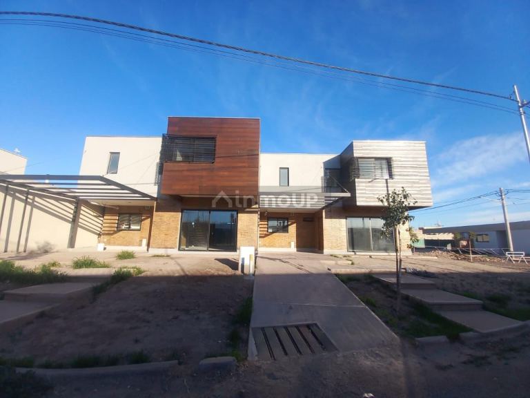 Duplex en Venta en Maipu, Mendoza
