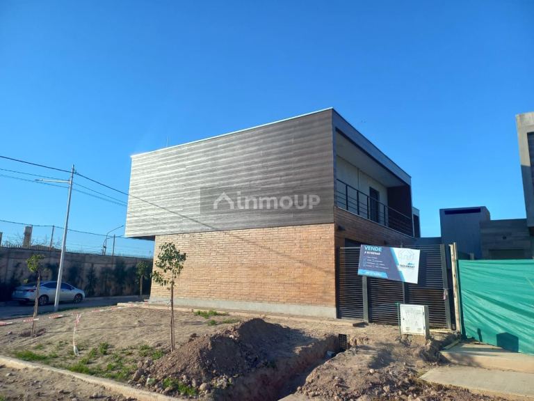 Duplex en Venta en Maipu, Mendoza